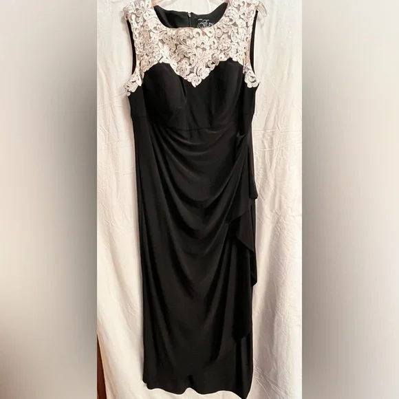 ALEX Evenings Gown with Side Ruched Details - Picture 1 of 6